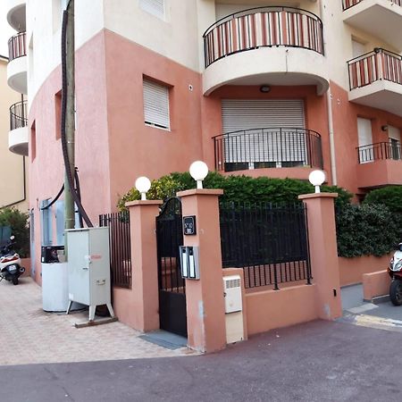 Апартаменты Monolocale Mentone Costa Azzurra Экстерьер фото